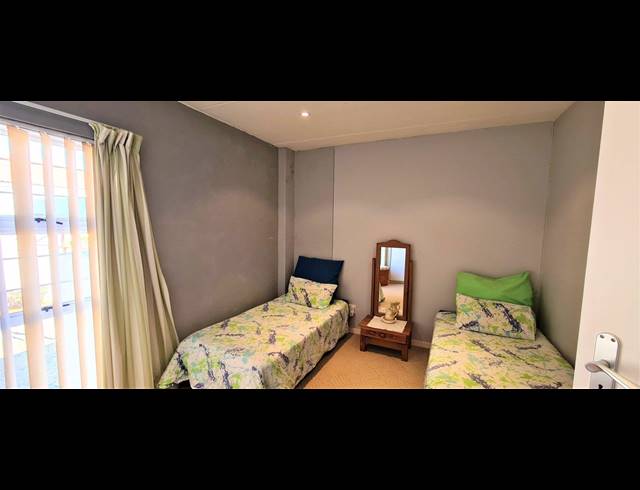 3 BEDROOM HOUSE FOR SALE IN THREE RIVERS EAST